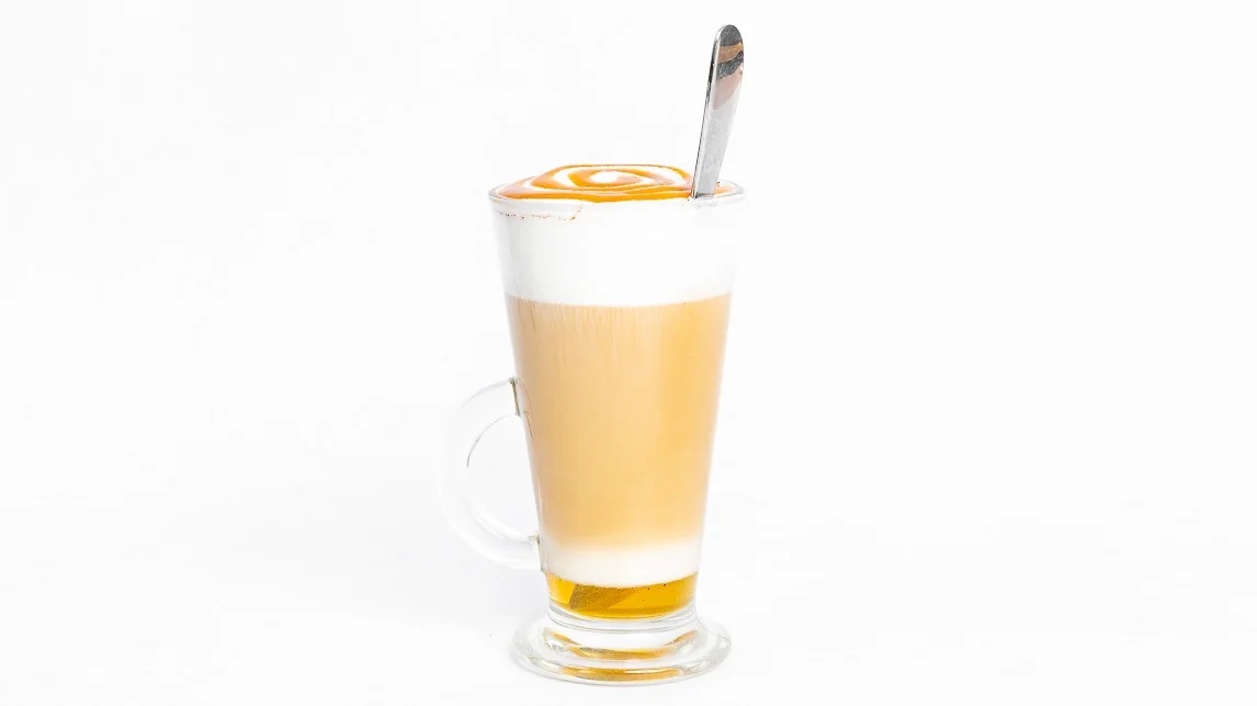Bučni začinjeni latte – jesenska posebnost