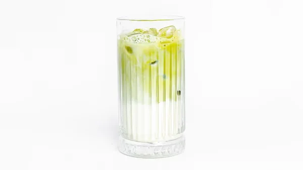 Matcha čaj z mlekom in ledom